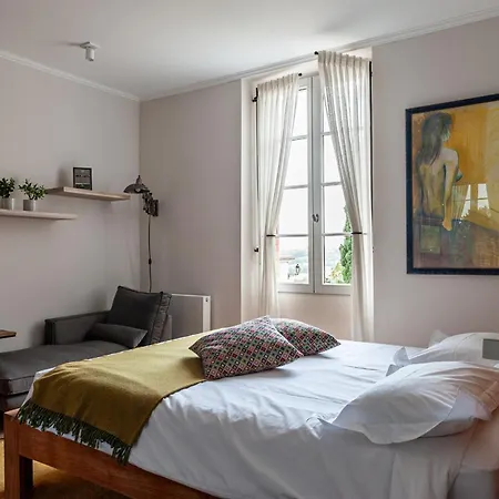 La Mirande De Saint-Clar