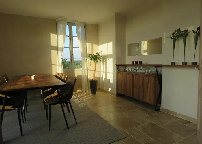 La Mirande De Saint-Clar